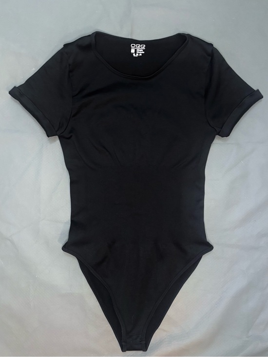 OQQ Tops - OQQ - Black Nylon Short-Sleeve Women’s Flattering Bodysuit - Large